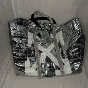 Off white metallic bag